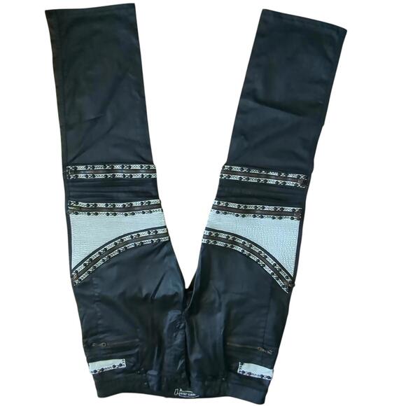 Robin's Jean Men's 38 "The Show" Black White Biker Motorcycle Studs Wings Zipper - Picture 1 of 11